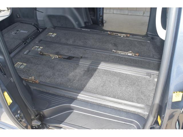 エスティマ アエラス　オリジナルツートン・純正フルセグ地デジＨＤＤナビ・ＤＶＤ再生・ブルートゥース接続・Ｂカメラ・両側オートスライドドア・７人乗り・ＥＴＣ・クルーズコントロール・ＨＩＤヘッドライト・Ｓキー（64枚目）