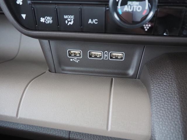 Ｎ－ＷＧＮ Ｌホンダセンシング　純正ナビ　Ｒカメラ　ＥＴＣ　障害物センサー　シートヒーター　ＬＥＤフォグランプ　レーダーブレーキサポート　盗難防止システム　ソナー　ワンオーナ　オートクルーズ　カーテンエアバック　ＵＳＢポート　記録簿（18枚目）