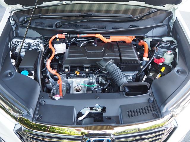 オデッセイハイブリッド ｅ：ＨＥＶアブソルート・ＥＸブラックエディション　ホンダセンシング　純正１１．４ＩＮナビ　マルチビューカメラ　２．０ＥＴＣ　ＦＲドラレコ　障害物センサー　革シート　ＰＷシート　オットマン　シートヒーター　ＰＷゲート　アルミホイール　ＬＥＤライト（30枚目）