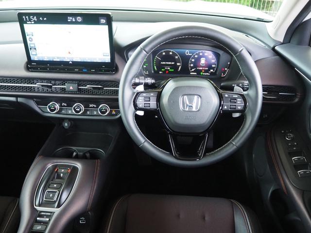 ＺＲ－Ｖ ｅ：ＨＥＶＸ　ホンダセンシング　純正１１．４ＩＮナビ　フルセグ　Ｒカメラ　障害物センサー　ＰＷゲート　アルミホイール　ＬＥＤライト　ホンダコネクト　ワンオーナー車　パワーゲート　踏み間違い防止　地デジ　前後センサー（15枚目）
