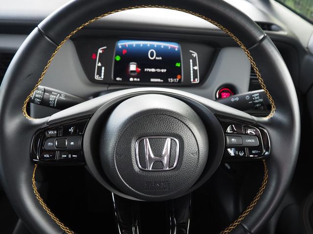 フィット ＲＳ　ホンダセンシング　純正９ＩＮナビ　フルセグ　Ｒカメラ　ＥＴＣ　ＦＲドラレコ　障害物センサー　アルミホイール　ＬＥＤライト　急アクセル抑制機能　ホンダコネクト　当社業務車　横滑り防止装置　リヤカメラ（13枚目）