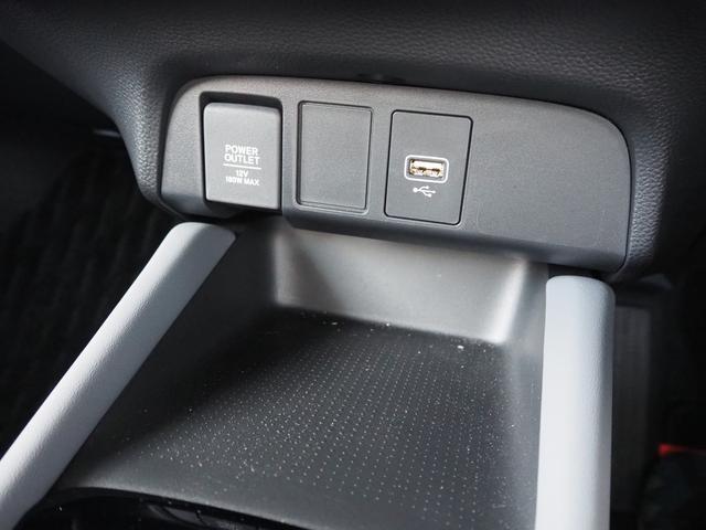 フィット ＲＳ　ホンダセンシング　純正９ＩＮナビ　フルセグ　Ｒカメラ　ＥＴＣ　ＦＲドラレコ　障害物センサー　アルミホイール　ＬＥＤライト　急アクセル抑制機能　ホンダコネクト　当社業務車　横滑り防止装置　リヤカメラ（17枚目）