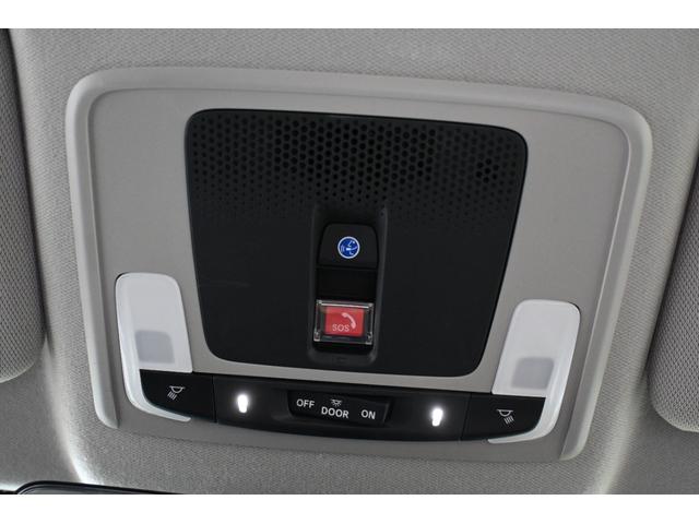 ヴェゼル ｅ：ＨＥＶＺ　ホンダセンシング　ホンダコネクトディスプレイナビ　Ｒカメラ　２．０ＥＴＣ　ＦＲドラレコ　障害物センサー　シートヒーター　ＰＷゲート　アルミホイール　ＬＥＤライト　衝突回避支援ブレーキ機能　１オナ（4枚目）