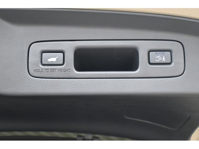 ヴェゼル ｅ：ＨＥＶＺ　ホンダセンシング　ホンダコネクトディスプレイナビ　Ｒカメラ　２．０ＥＴＣ　ＦＲドラレコ　障害物センサー　シートヒーター　ＰＷゲート　アルミホイール　ＬＥＤライト　衝突回避支援ブレーキ機能　１オナ（22枚目）