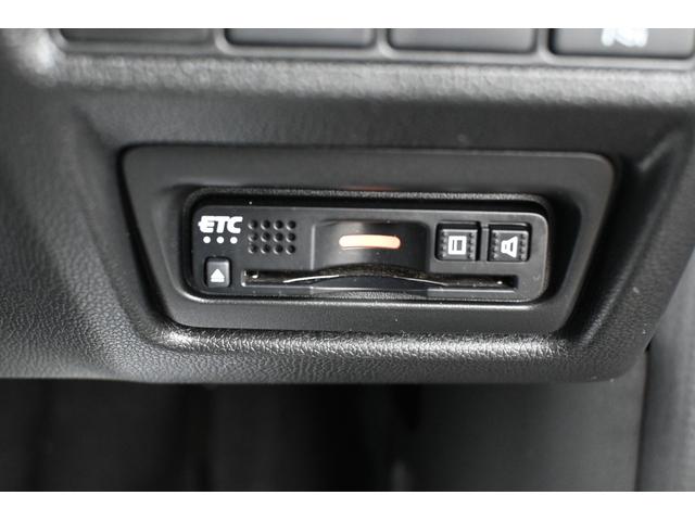 ステップワゴンスパーダ スパーダハイブリッドＧ・ＥＸホンダセンシングブラスタ　純正１０ＩＮナビ　Ｒカメラ　ＥＴＣ　シートヒーター　アルミホイール　ＬＥＤライト　両側Ｐスライドドア　リアカメラ　ＡＣ　１オーナー　セキュリティアラーム　ＣＭＢＳ　ＡＢＳ　左右電動スライドドア　ＤＶＤ（15枚目）