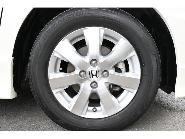 フリードスパイク Ｇエアロ　雹害現状車　純正ナビ　ワンセグ　ＦＲカメラ　ＥＴＣ　アルミホイール　ＨＩＤライト　左ＰＷスライドドア　１オーナー車　インテリキー　Ｂカメ　キーレス　ナビＴＶ　整備記録簿　助手席エアバッグ　ＡＡＣ（24枚目）