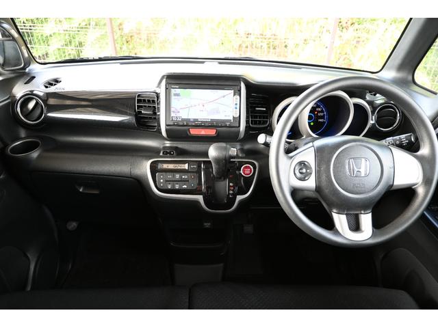 N-BOXカスタム GSSパッケージ 追突軽減ブレーキ 純正ナビ ワンセグ Rカメラ HIDライト アルミホイール 両側Pスライドドア 両側パワ-スライドドア TVナビ 整備記録簿 スマ-トキ- 1オーナ Bカメ エアコン ESC DVD(10枚目)