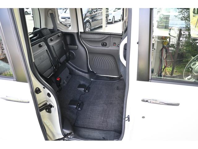 N-BOXカスタム GSSパッケージ 追突軽減ブレーキ 純正ナビ ワンセグ Rカメラ HIDライト アルミホイール 両側Pスライドドア 両側パワ-スライドドア TVナビ 整備記録簿 スマ-トキ- 1オーナ Bカメ エアコン ESC DVD(19枚目)