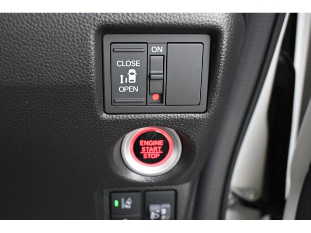 N-BOXカスタム L ホンダセンシング 純正ナビ フルセグ Rカメラ ETC 障害物センサー シートヒーター アルミホイール LEDライト 左PWスライドドア Pソナー 1オーナー サイドエアバッグ ナビTV Aストップ(15枚目)