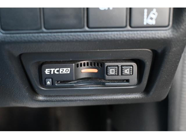 ステップワゴンスパーダ ｅ：ＨＥＶスパーダＧ・ＥＸホンダセンシング　純正１０ＩＮナビ　Ｒモニター　Ｒカメラ　２．０ＥＴＣ　ＦＲドラレコ　シートヒーター　アルミホイール　ＬＥＤライト　両側Ｐスライドドア　エアバック　地デジ　クルコン　サイドエアバッグ　シ－トヒ－タ－（16枚目）