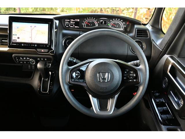 Ｎ－ＢＯＸカスタム Ｇ・Ｌホンダセンシング　カロッツェリアナビ　フルセグ　Ｒカメラ　ＥＴＣ　アルミホイール　ＬＥＤライト　左ＰＷスライドドア　地デジＴＶ　整備記録簿　助手席エアバッグ　キーレス　アイドリングＳＴ　セキュリティーアラーム　ナビＴＶ（11枚目）