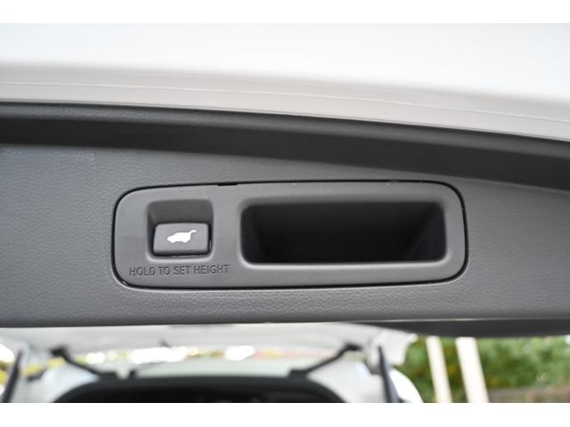 ステップワゴン e:HEVスパーダ ホンダセンシング 純正11.4INナビ Rカメラ 2.0ETC 障害物センサー シートヒーター オットマン PWゲート アルミホイール LEDライト 両側Pスライドドア ホンダコネクト 1オーナー(24枚目)