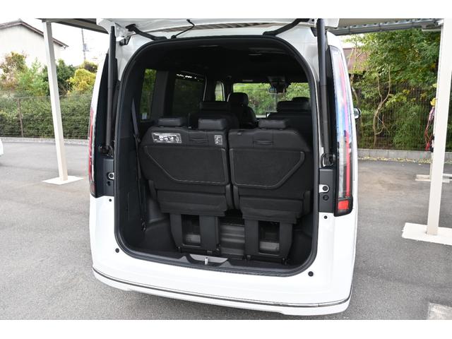 ステップワゴン e:HEVスパーダ ホンダセンシング 純正11.4INナビ Rカメラ 2.0ETC 障害物センサー シートヒーター オットマン PWゲート アルミホイール LEDライト 両側Pスライドドア ホンダコネクト 1オーナー(25枚目)
