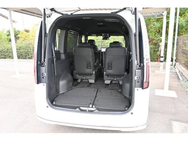 ステップワゴン e:HEVスパーダ ホンダセンシング 純正11.4INナビ Rカメラ 2.0ETC 障害物センサー シートヒーター オットマン PWゲート アルミホイール LEDライト 両側Pスライドドア ホンダコネクト 1オーナー(27枚目)