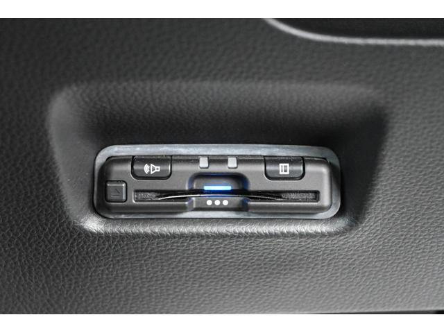 フィット クロスター ホンダセンシング 純正9INナビ Rカメラ ETC FRドラレコ 障害物センサー アルミホイール LEDライト ホンダコネクト パーキングセンサー 地デジ Bカメ スマートキ ナビTV Aストップ(15枚目)