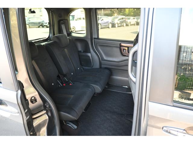 N-BOXカスタム G・Lホンダセンシング 純正8INナビ Rカメラ ETC FRドラレコ アルミホイール LEDライト 左PWスライドドア 左フロント部損傷あり 地デジTV 整備記録簿 助手席エアバッグ キーレス アイドリングST リアカメラ(19枚目)