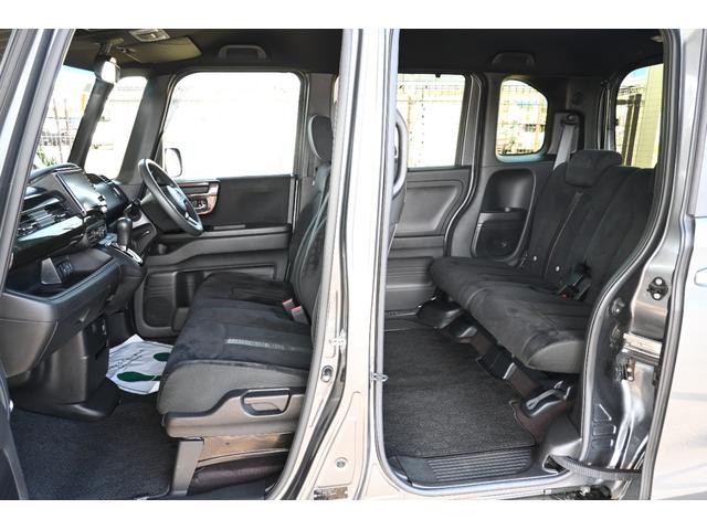 N-BOXカスタム G・Lホンダセンシング 純正8INナビ Rカメラ ETC FRドラレコ アルミホイール LEDライト 左PWスライドドア 左フロント部損傷あり 地デジTV 整備記録簿 助手席エアバッグ キーレス アイドリングST リアカメラ(22枚目)