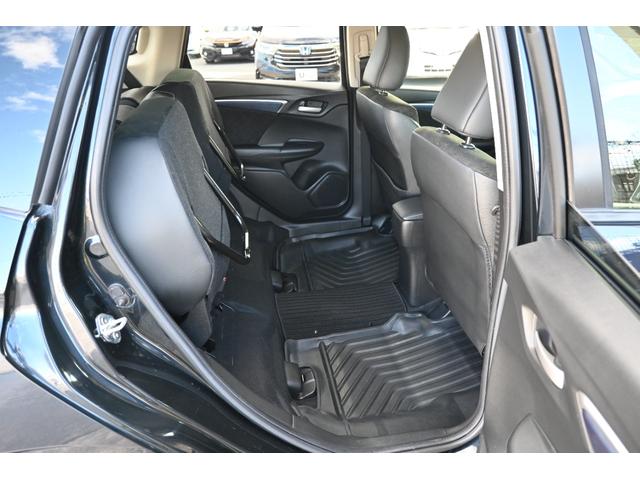 シャトル ハイブリッドXスタイルエディション 追突軽減ブレーキ 純正ナビ Rカメラ ETC アルミホイール LEDライト USB 地デジ オートエアコン サイドエアバック クルコン LEDヘッド パワーステアリング ナビTV DVD再生可 ABS(19枚目)