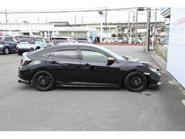 シビック ハッチバックホンダセンシング 純正ナビ Rカメラ ETC Fドラレコ シートヒーター LEDライト リモコンエンジンスターター ENKEIアルミホイール 柿本マフラー BLITZサス オートクルーズ Aストップ リアカメラ 記録簿(8枚目)