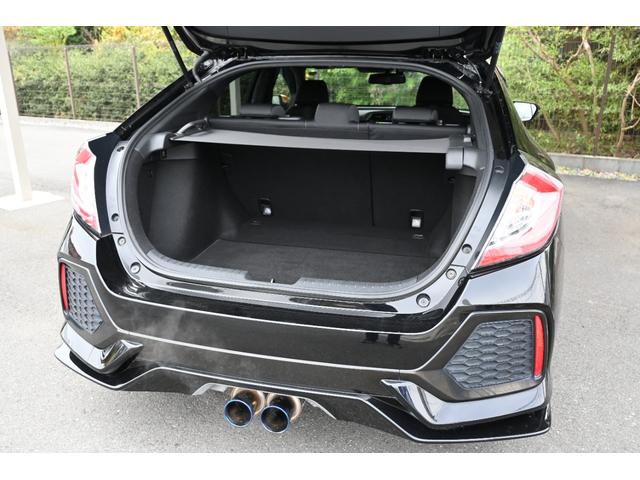 シビック ハッチバックホンダセンシング 純正ナビ Rカメラ ETC Fドラレコ シートヒーター LEDライト リモコンエンジンスターター ENKEIアルミホイール 柿本マフラー BLITZサス オートクルーズ Aストップ リアカメラ 記録簿(20枚目)