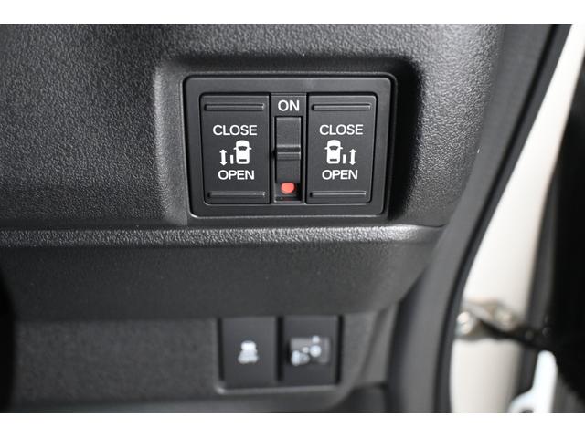 N-BOXカスタム ターボ ホンダセンシング 純正9INナビ Rカメラ 2.0ETC FRドラレコ 障害物センサー シートヒーター アルミホイール LEDライト 両側Pスライドドア ホンダコネクト イモビライザー 1オナ ESC(15枚目)