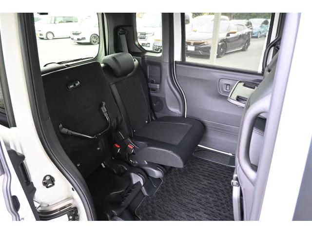 N-BOXカスタム ターボ ホンダセンシング 純正9INナビ Rカメラ 2.0ETC FRドラレコ 障害物センサー シートヒーター アルミホイール LEDライト 両側Pスライドドア ホンダコネクト イモビライザー 1オナ ESC(22枚目)