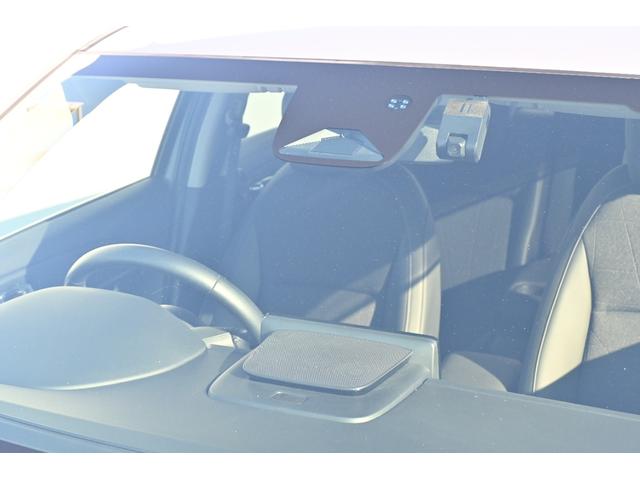 ヴェゼル ｅ：ＨＥＶＺ　ホンダセンシング　ホンダコネクトディスプレイナビ　マルチビューカメラ　２．０ＥＴＣ　Ｆドラレコ　障害物センサー　シートヒーター　ＰＷゲート　アルミホイール　ＬＥＤライト　当社試乗車　スマキ　Ｐトランク（5枚目）