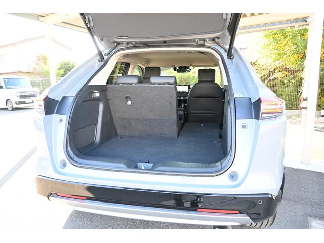 ヴェゼル ｅ：ＨＥＶＺ　ホンダセンシング　ホンダコネクトディスプレイナビ　マルチビューカメラ　２．０ＥＴＣ　Ｆドラレコ　障害物センサー　シートヒーター　ＰＷゲート　アルミホイール　ＬＥＤライト　当社試乗車　スマキ　Ｐトランク（28枚目）