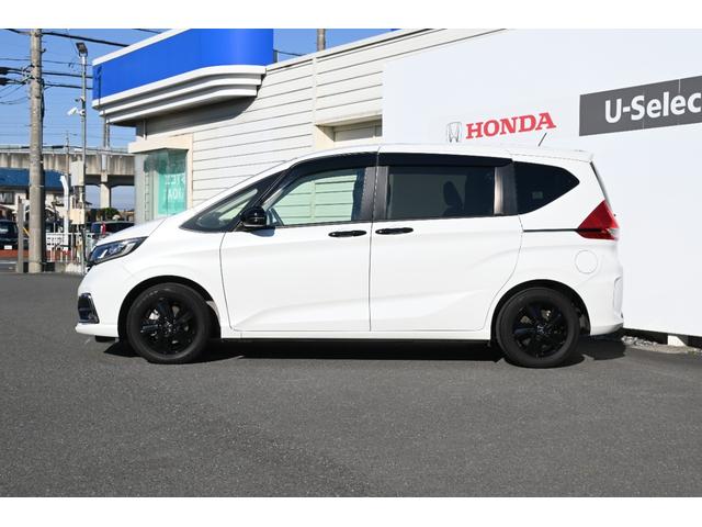 フリードハイブリッド ハイブリッド・Gブラックスタイル ホンダセンシング 純正ナビ Rカメラ 2.0ETC FRドラレコ シートヒーター アルミホイール LEDライト 両側Pスライドドア W電動ドア 衝突軽減ブレーキ オートクルーズコントロール キーフリー(7枚目)