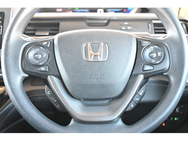 フリードハイブリッド ハイブリッド・Gブラックスタイル ホンダセンシング 純正ナビ Rカメラ 2.0ETC FRドラレコ シートヒーター アルミホイール LEDライト 両側Pスライドドア W電動ドア 衝突軽減ブレーキ オートクルーズコントロール キーフリー(12枚目)