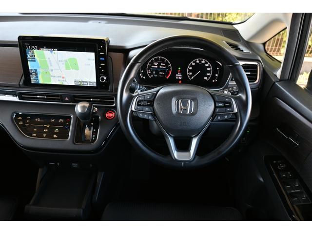 オデッセイ アブソルート ホンダセンシング 純正10INナビ マルチビューカメラ 2.0ETC 障害物センサー シートヒーター PWシート オットマン アルミホイール LEDライト 両側Pスライドドア Pアシスト 緊急ブレーキ(12枚目)