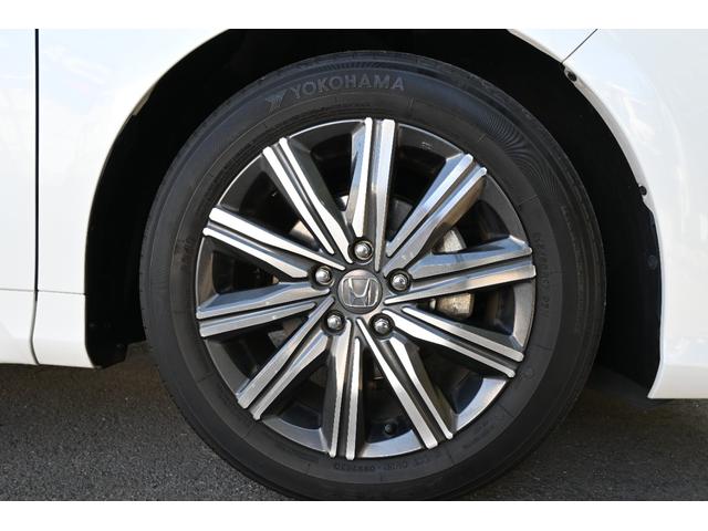 オデッセイ アブソルート ホンダセンシング 純正10INナビ マルチビューカメラ 2.0ETC 障害物センサー シートヒーター PWシート オットマン アルミホイール LEDライト 両側Pスライドドア Pアシスト 緊急ブレーキ(28枚目)