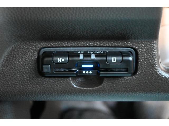 N-WGN L ホンダセンシング 純正8INナビ Rカメラ ETC FRドラレコ 障害物センサー シートヒーター LEDライト 急アクセル抑制機能 当社業務車 Pセンサー 誤発進抑制 記録簿 バックカメラ ABS(15枚目)