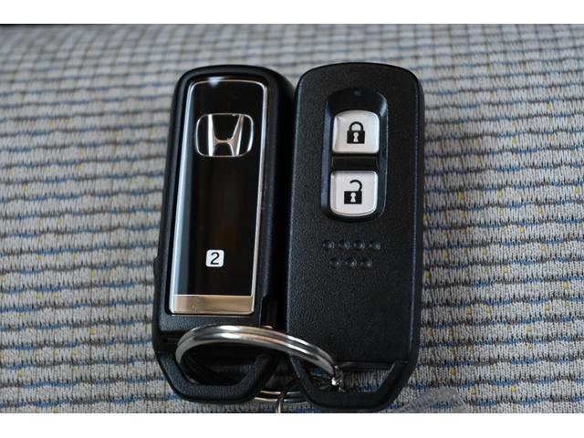 N-WGN L ホンダセンシング 純正8INナビ Rカメラ ETC FRドラレコ 障害物センサー シートヒーター LEDライト 急アクセル抑制機能 当社業務車 Pセンサー 誤発進抑制 記録簿 バックカメラ ABS(17枚目)