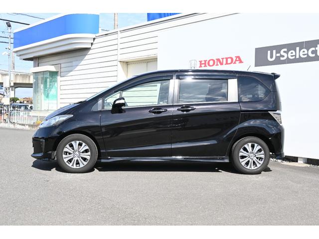 フリード Gエアロ 純正ナビ ワンセグ Rカメラ ETC アルミホイール HIDライト左PWスライドドア 助手席エアバッグ 1セグ 盗難防止 インテリキー 1オーナー車 キーレスエントリ エアバック パワーステアリング(7枚目)