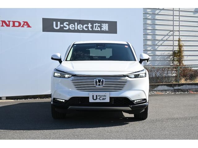 ヴェゼル ｅ：ＨＥＶＺ　ホンダセンシング　ホンダコネクトディスプレイナビ　Ｒカメラ　２．０ＥＴＣ　ＦＲドラレコ　障害物センサー　シートヒーター　ＰＷゲート　アルミホイール　ＬＥＤライト　衝突回避支援ブレーキ機能　１オナ（7枚目）