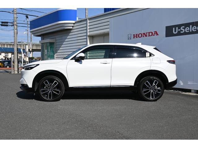 ヴェゼル ｅ：ＨＥＶＺ　ホンダセンシング　ホンダコネクトディスプレイナビ　Ｒカメラ　２．０ＥＴＣ　ＦＲドラレコ　障害物センサー　シートヒーター　ＰＷゲート　アルミホイール　ＬＥＤライト　衝突回避支援ブレーキ機能　１オナ（8枚目）