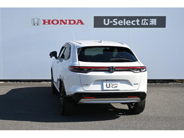 ヴェゼル ｅ：ＨＥＶＺ　ホンダセンシング　ホンダコネクトディスプレイナビ　Ｒカメラ　２．０ＥＴＣ　ＦＲドラレコ　障害物センサー　シートヒーター　ＰＷゲート　アルミホイール　ＬＥＤライト　衝突回避支援ブレーキ機能　１オナ（9枚目）