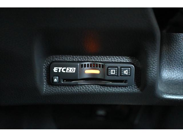 ヴェゼル ｅ：ＨＥＶＺ　ホンダセンシング　ホンダコネクトディスプレイナビ　Ｒカメラ　２．０ＥＴＣ　ＦＲドラレコ　障害物センサー　シートヒーター　ＰＷゲート　アルミホイール　ＬＥＤライト　衝突回避支援ブレーキ機能　１オナ（15枚目）