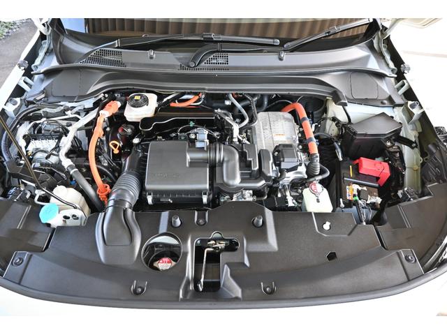 ヴェゼル ｅ：ＨＥＶＺ　ホンダセンシング　ホンダコネクトディスプレイナビ　Ｒカメラ　２．０ＥＴＣ　ＦＲドラレコ　障害物センサー　シートヒーター　ＰＷゲート　アルミホイール　ＬＥＤライト　衝突回避支援ブレーキ機能　１オナ（28枚目）
