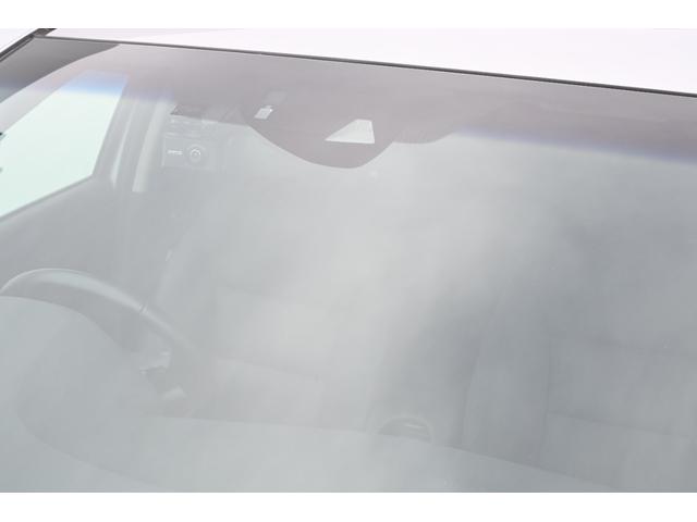 ヴェゼル ハイブリッドZ・ホンダセンシング 純正ナビ フルセグ Rカメラ ETC 革シート PWシート シートヒーター アルミホイール LEDライト 整備記録簿 横滑防止装置 バックガイドモニター シートH USB ナビTV AC ABS(4枚目)