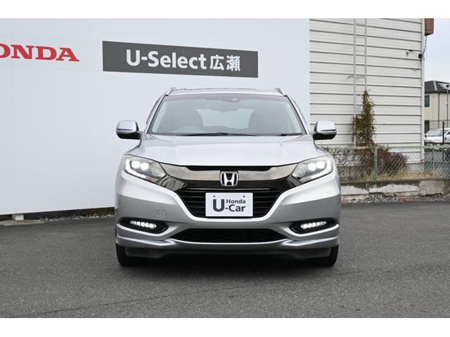 ヴェゼル ハイブリッドZ・ホンダセンシング 純正ナビ フルセグ Rカメラ ETC 革シート PWシート シートヒーター アルミホイール LEDライト 整備記録簿 横滑防止装置 バックガイドモニター シートH USB ナビTV AC ABS(5枚目)