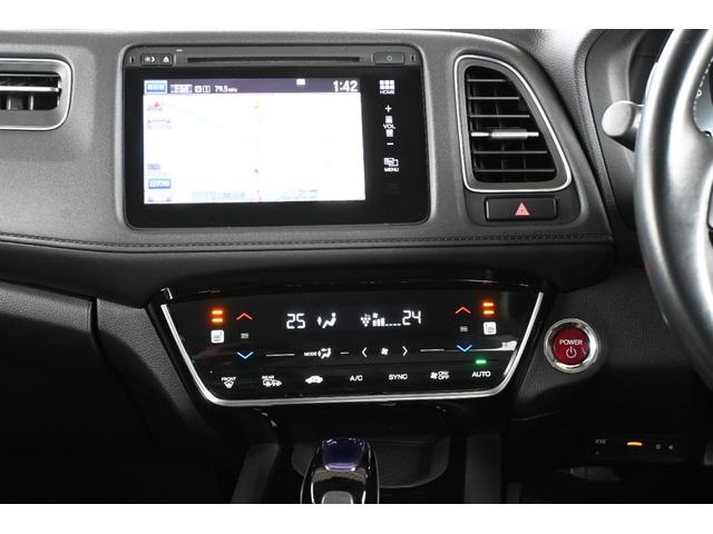 ヴェゼル ハイブリッドZ・ホンダセンシング 純正ナビ フルセグ Rカメラ ETC 革シート PWシート シートヒーター アルミホイール LEDライト 整備記録簿 横滑防止装置 バックガイドモニター シートH USB ナビTV AC ABS(13枚目)