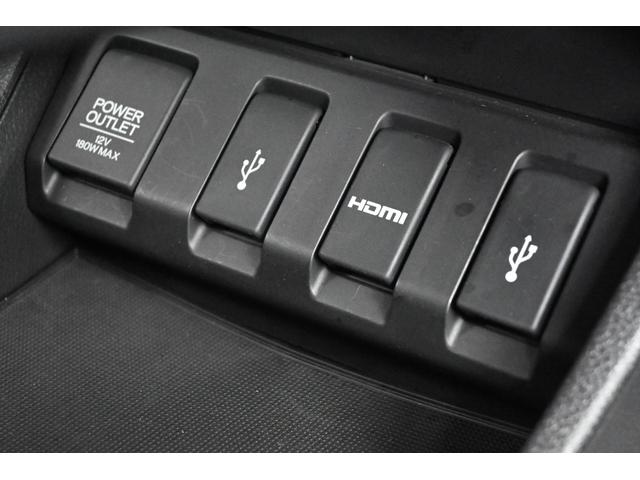 ヴェゼル ハイブリッドZ・ホンダセンシング 純正ナビ フルセグ Rカメラ ETC 革シート PWシート シートヒーター アルミホイール LEDライト 整備記録簿 横滑防止装置 バックガイドモニター シートH USB ナビTV AC ABS(15枚目)