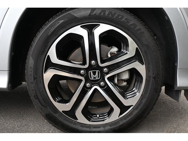 ヴェゼル ハイブリッドZ・ホンダセンシング 純正ナビ フルセグ Rカメラ ETC 革シート PWシート シートヒーター アルミホイール LEDライト 整備記録簿 横滑防止装置 バックガイドモニター シートH USB ナビTV AC ABS(24枚目)