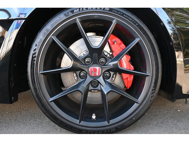 １９インチアルミホイール