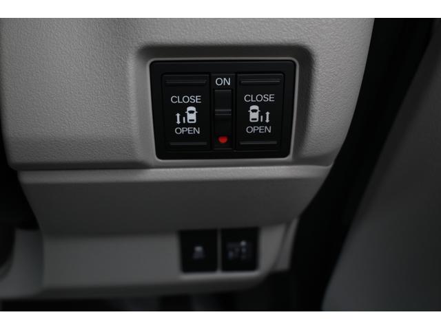 Ｎ－ＢＯＸ ファッションスタイル　登録済未使用車　ホンダセンシング　純正８ＩＮナビ　Ｒカメラ　ＥＴＣ　Ｆドラレコ　障害物センサー　シートヒーター　ＬＥＤライト　両側Ｐスライドドア　衝突軽減システム　スマートキ－　カーテンエアバック（15枚目）