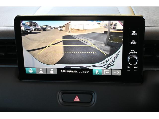 ヴェゼル ｅ：ＨＥＶＺ　ホンダセンシング　ホンダコネクトディスプレイナビ　Ｒカメラ　２．０ＥＴＣ　ＦＲドラレコ　障害物センサー　シートヒーター　ＬＥＤライト　アルミホイール　衝突回避支援ブレーキ機能　１オナ　スマキ　Ｄレコ（3枚目）