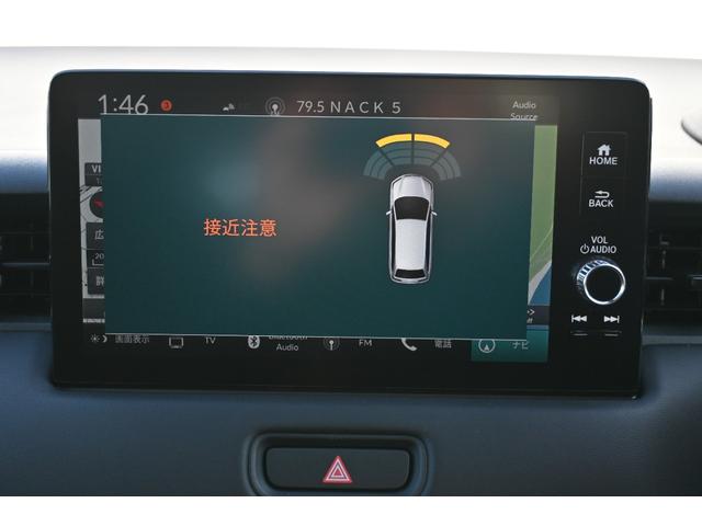 ヴェゼル ｅ：ＨＥＶＺ　ホンダセンシング　ホンダコネクトディスプレイナビ　Ｒカメラ　２．０ＥＴＣ　ＦＲドラレコ　障害物センサー　シートヒーター　ＬＥＤライト　アルミホイール　衝突回避支援ブレーキ機能　１オナ　スマキ　Ｄレコ（4枚目）