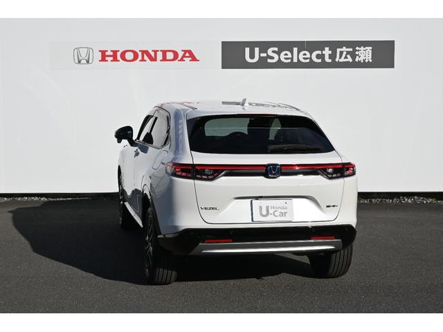 ヴェゼル ｅ：ＨＥＶＺ　ホンダセンシング　ホンダコネクトディスプレイナビ　Ｒカメラ　２．０ＥＴＣ　ＦＲドラレコ　障害物センサー　シートヒーター　ＬＥＤライト　アルミホイール　衝突回避支援ブレーキ機能　１オナ　スマキ　Ｄレコ（10枚目）